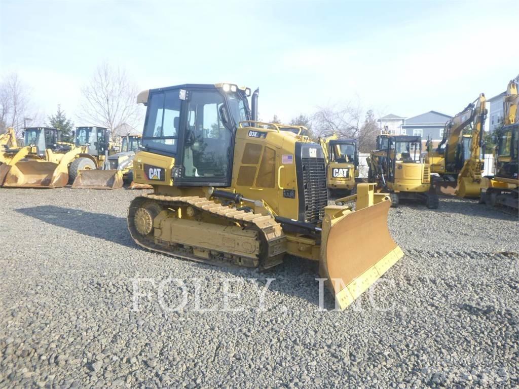 CAT D3K2XL Bulldozer