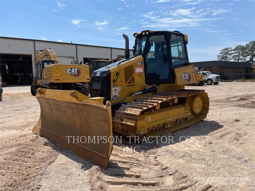 CAT D4 Bulldozer