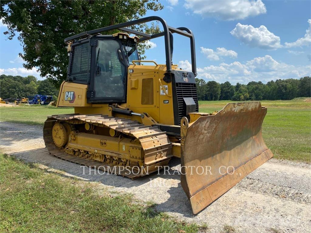 CAT D4 Bulldozer