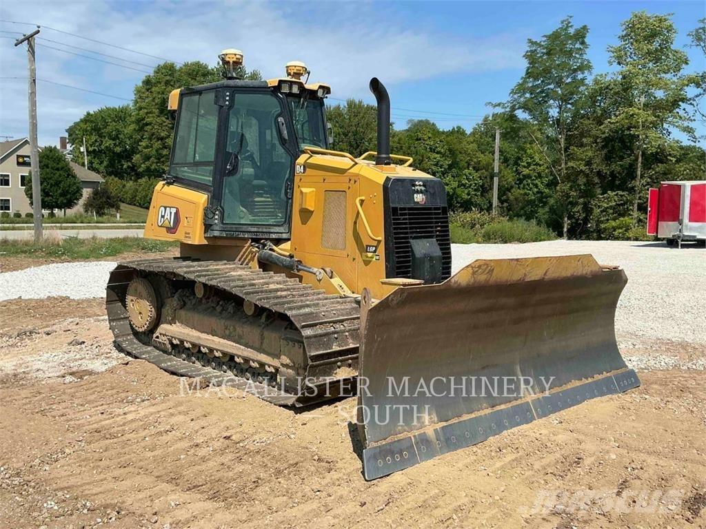CAT D4 Bulldozer