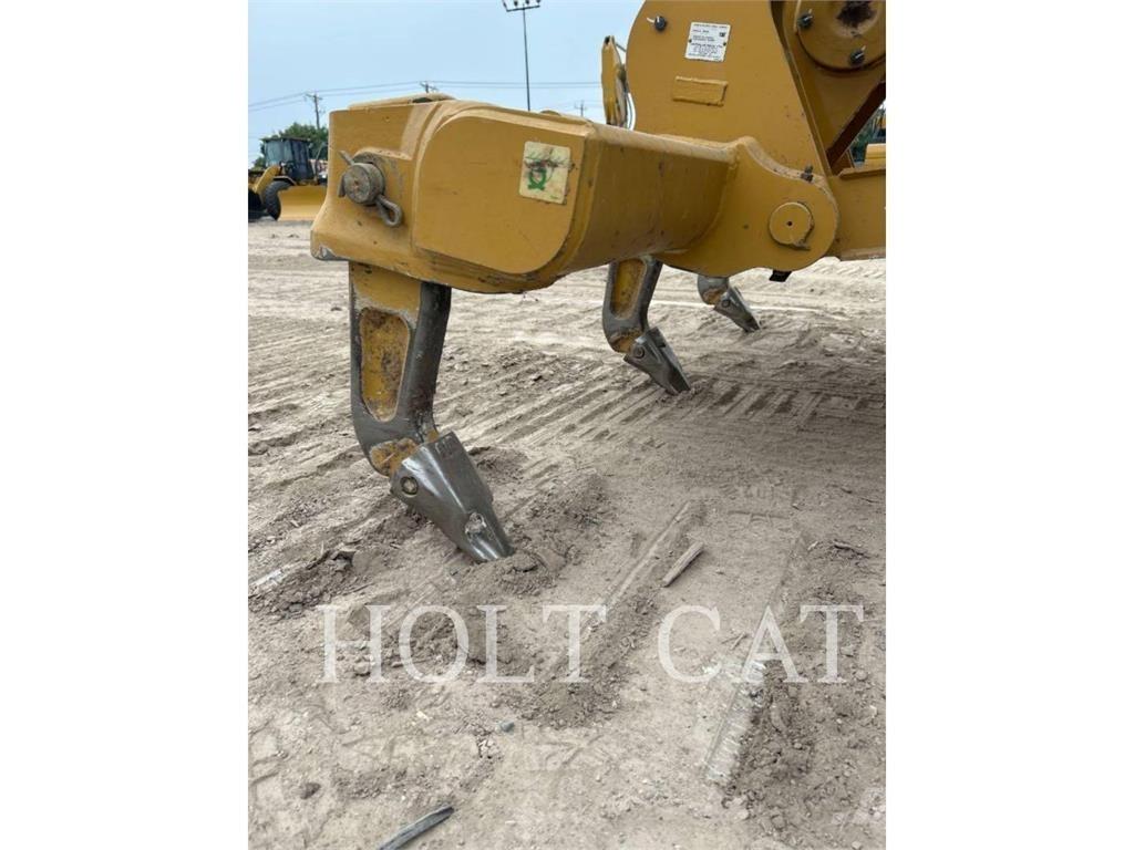 CAT D4 CAB3 Bulldozer
