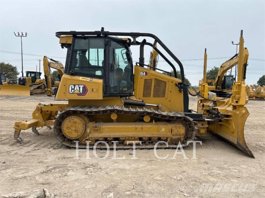 CAT D4 CAB3 Bulldozer