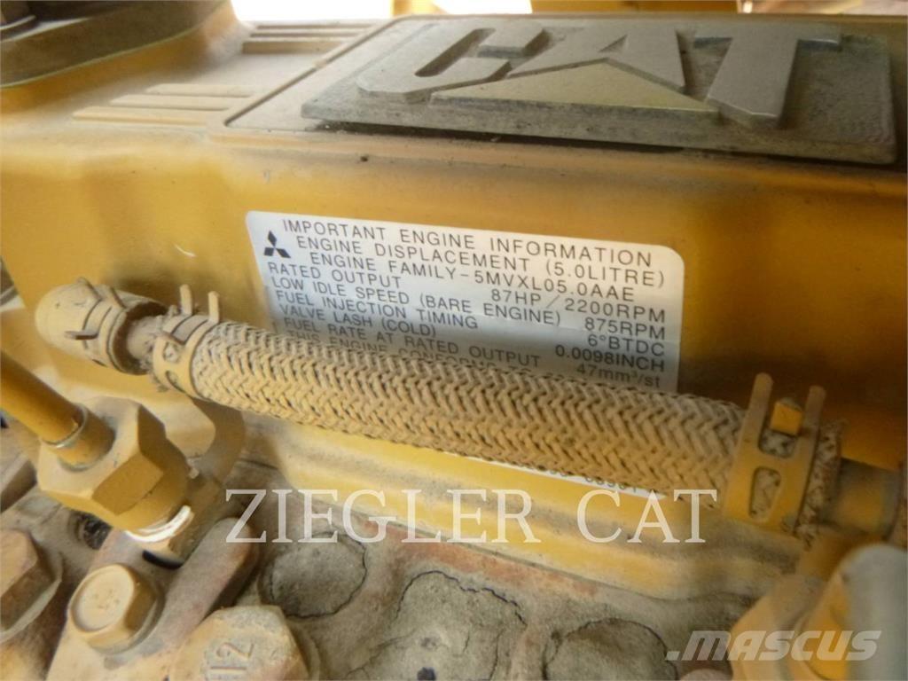 CAT D4GLGP Bulldozer