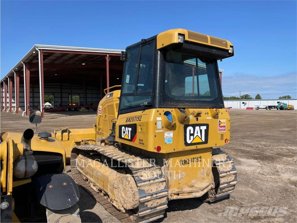 CAT D4K2XL Bulldozer