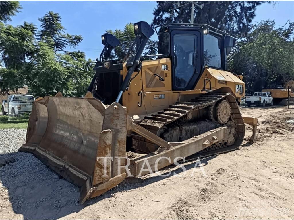 CAT D5 Bulldozer