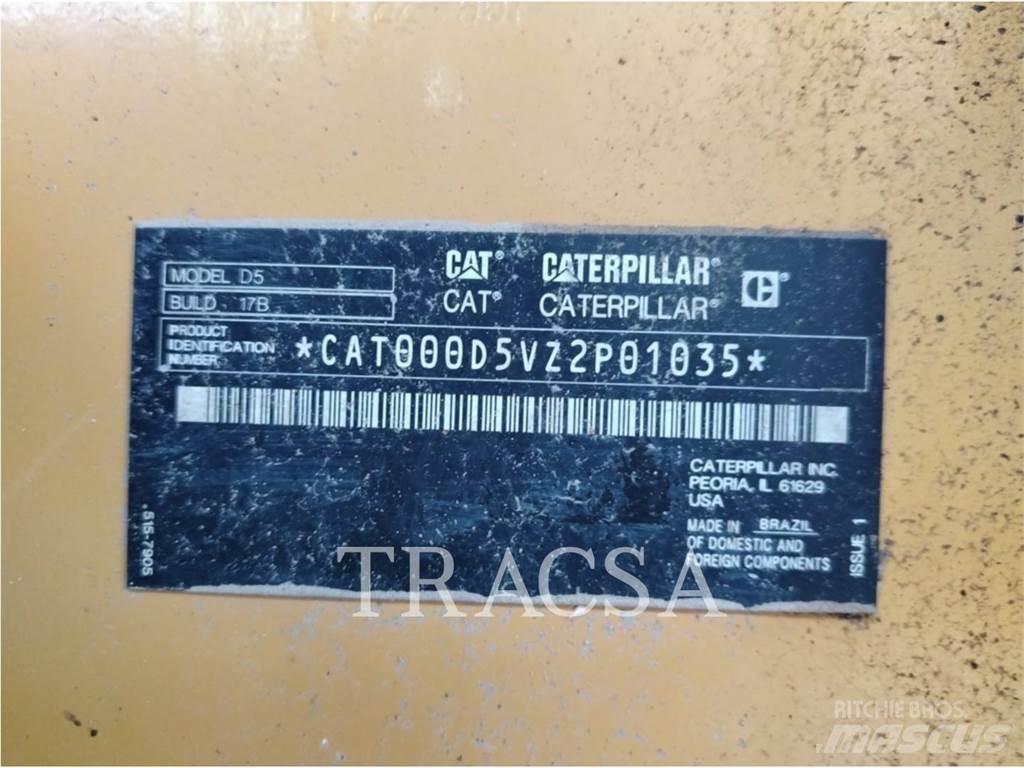 CAT D5 Bulldozer