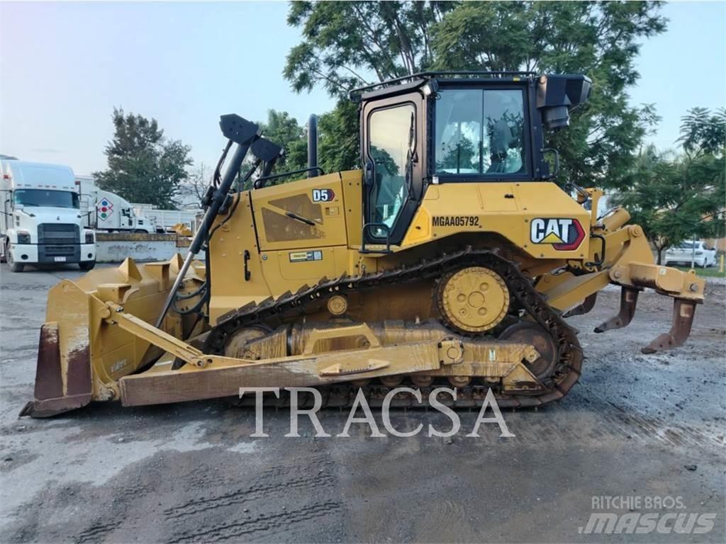 CAT D5 Bulldozer