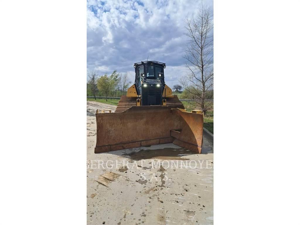 CAT D5 Bulldozer