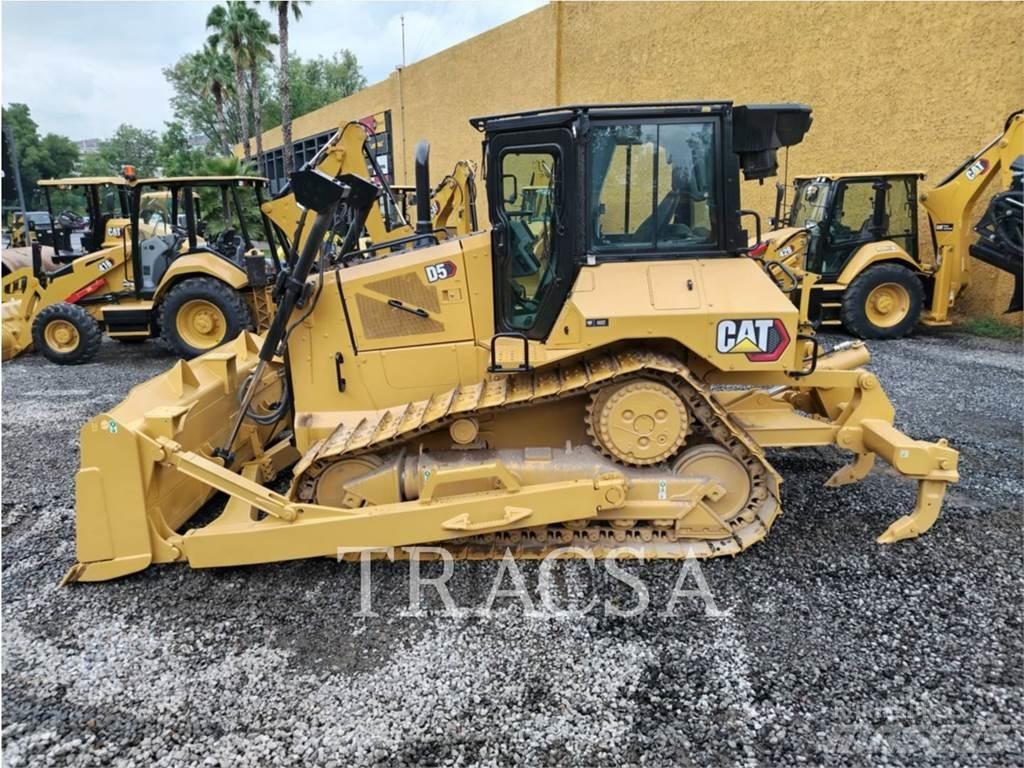 CAT D5 Bulldozer