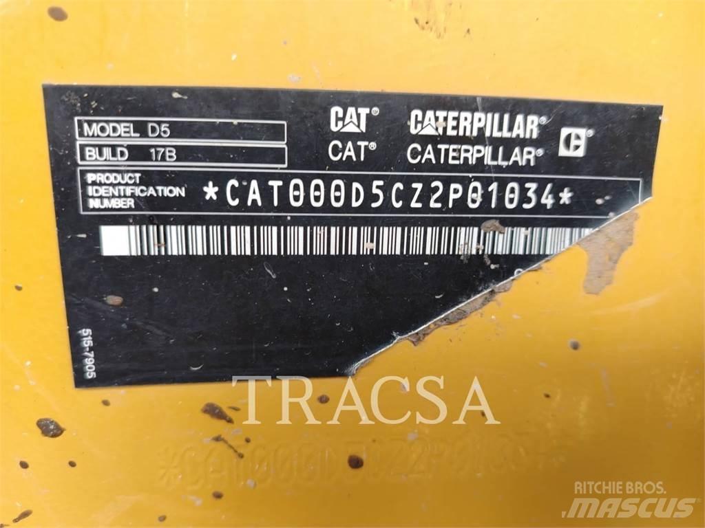 CAT D5 Bulldozer