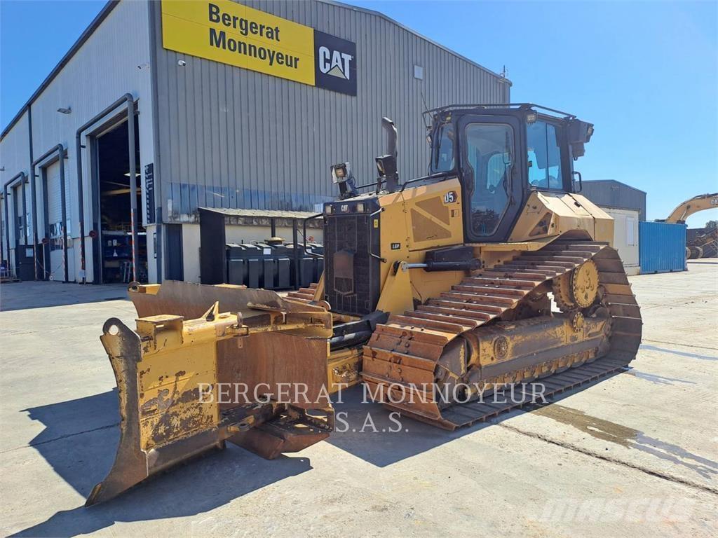CAT D5 Bulldozer