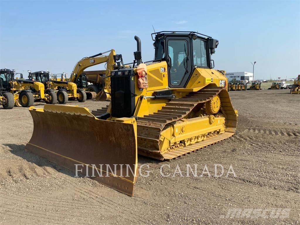 CAT D5 Bulldozer