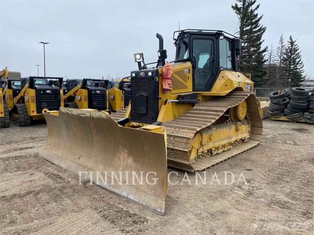 CAT D5-17 Bulldozer