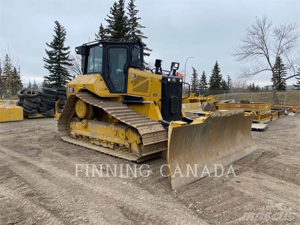 CAT D5-17 Bulldozer