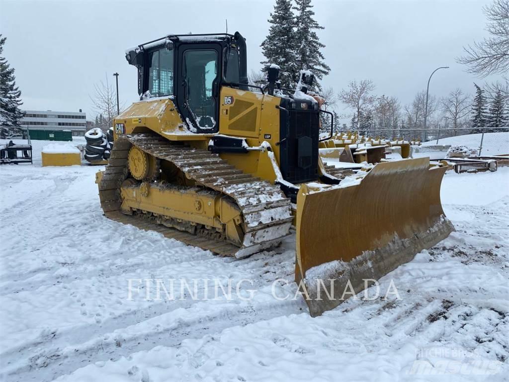 CAT D5-17 Bulldozer