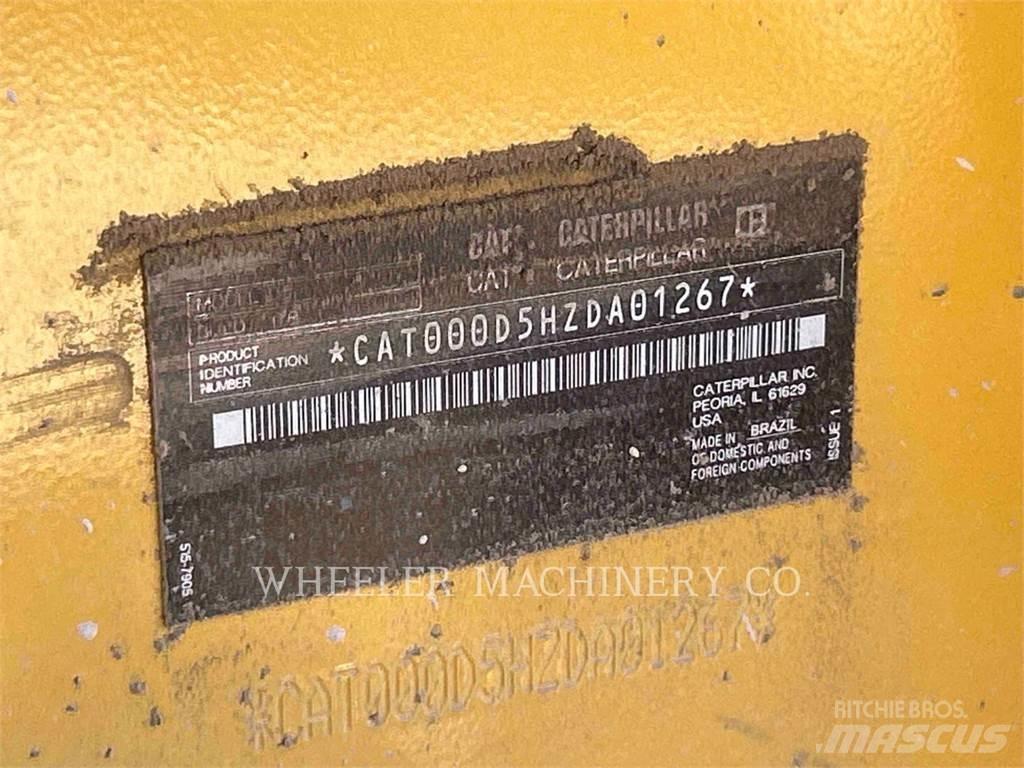 CAT D5-17 XL Bulldozer