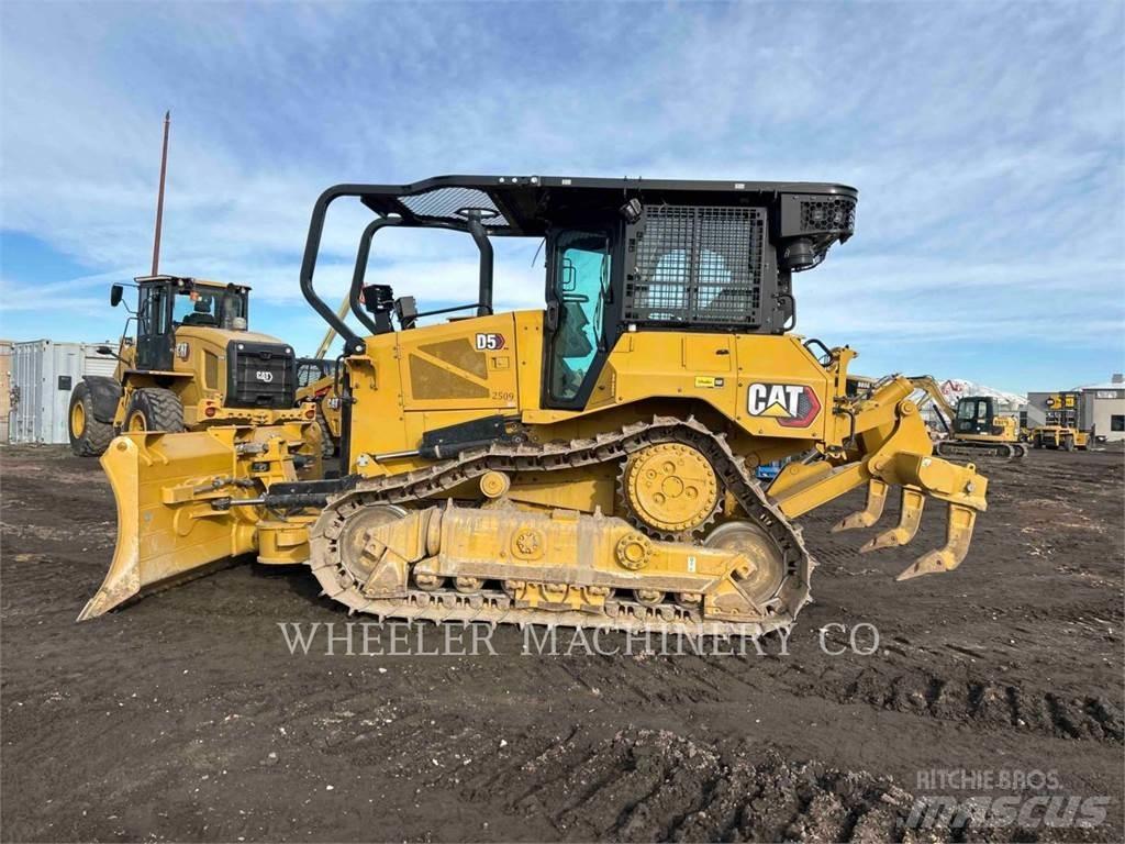 CAT D5-17 XL Bulldozer