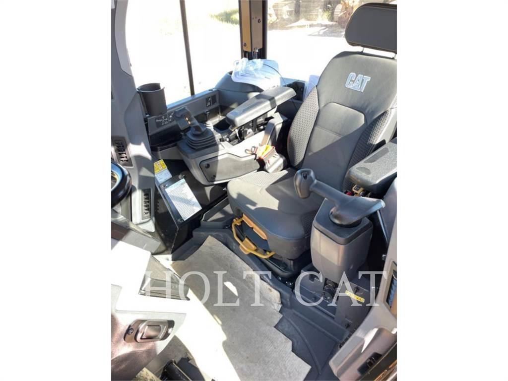 CAT D5 LGP Bulldozer