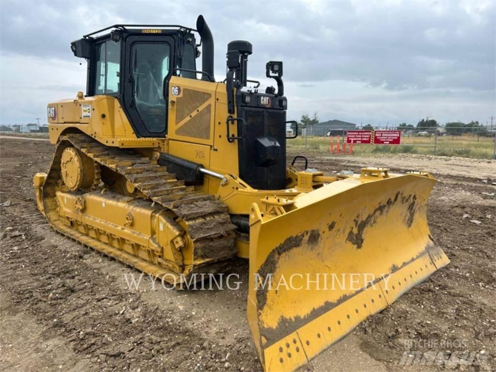 CAT D6 Bulldozer