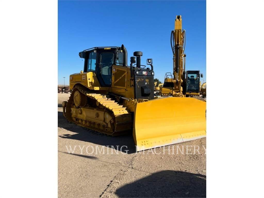 CAT D6 Bulldozer