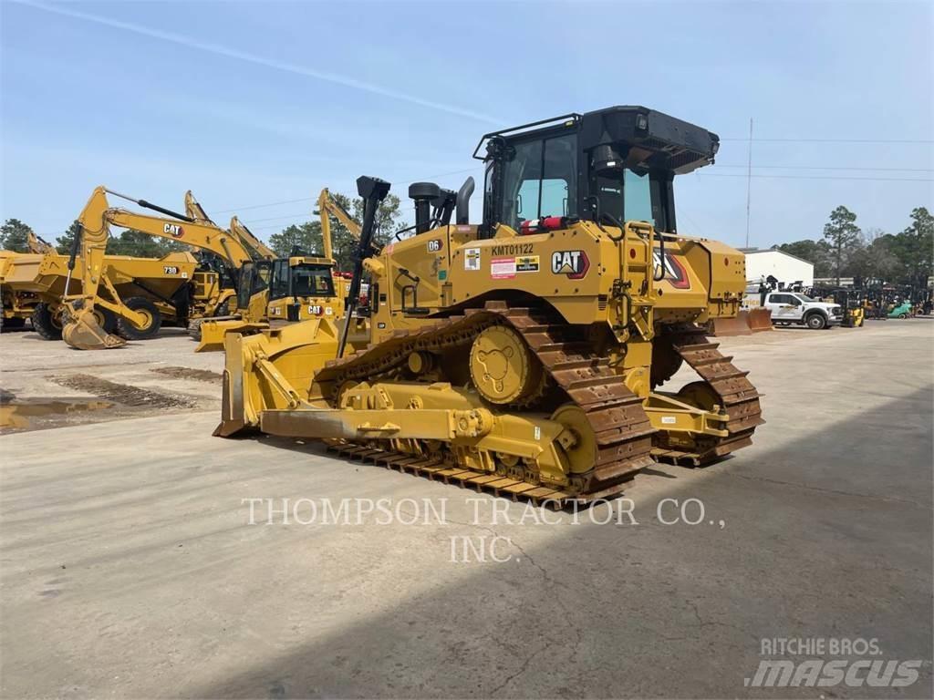 CAT D6 Bulldozer