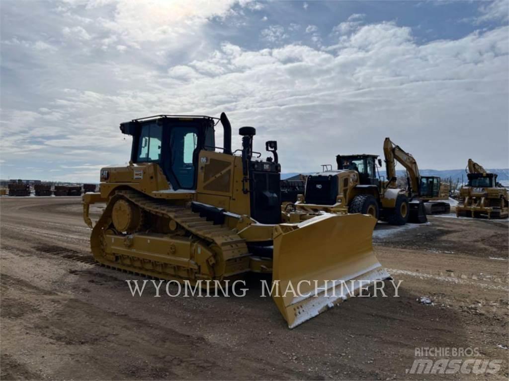 CAT D6 Bulldozer