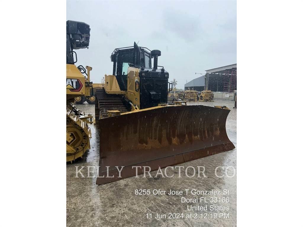 CAT D6 Bulldozer
