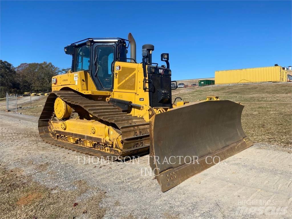 CAT D6 Bulldozer