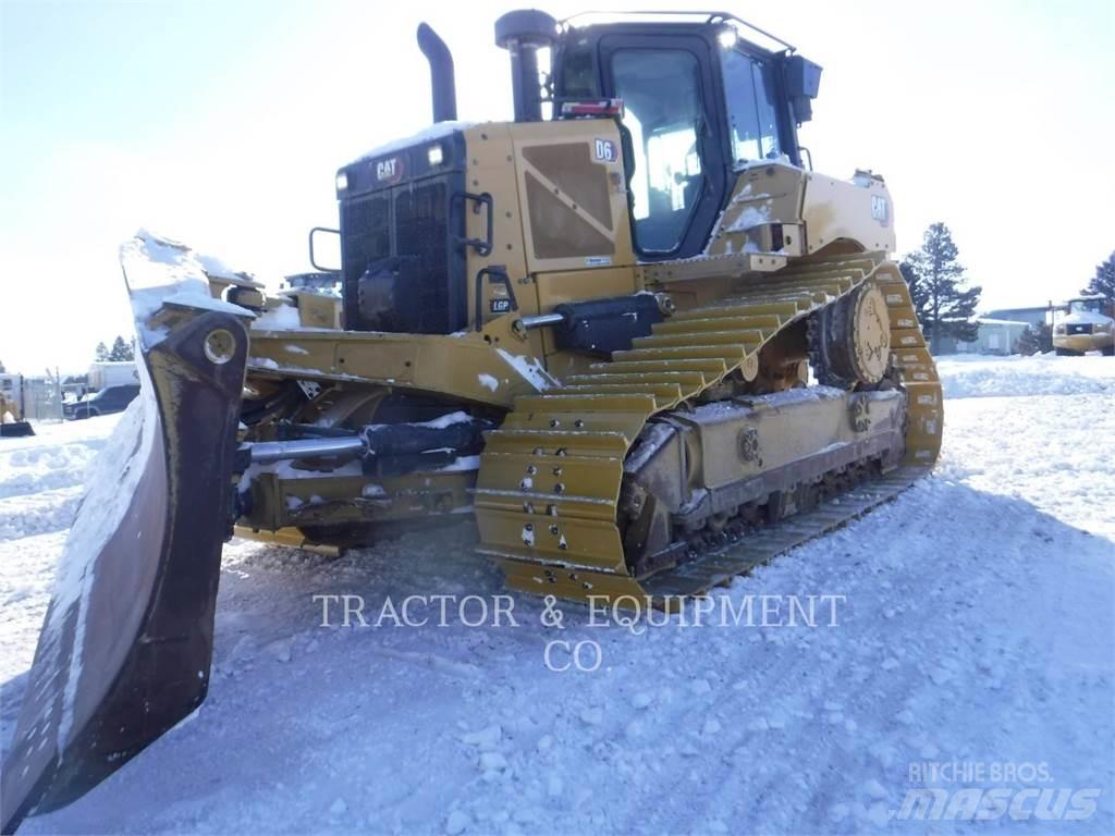 CAT D6 Bulldozer