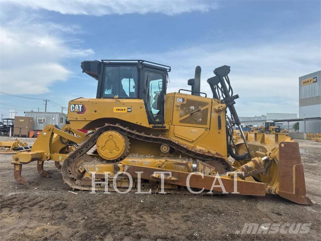 CAT D6 Bulldozer
