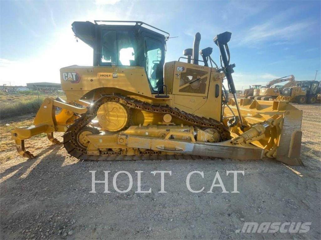 CAT D6 Bulldozer
