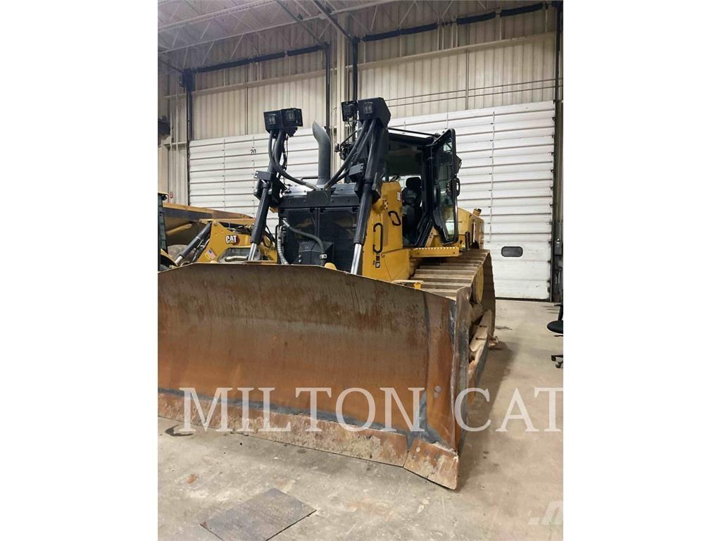CAT D6 Bulldozer