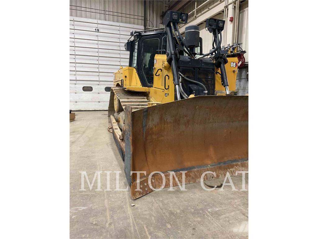 CAT D6 Bulldozer