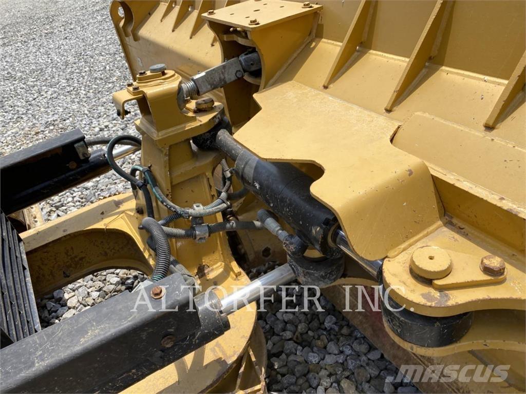 CAT D6K2 LGP Bulldozer