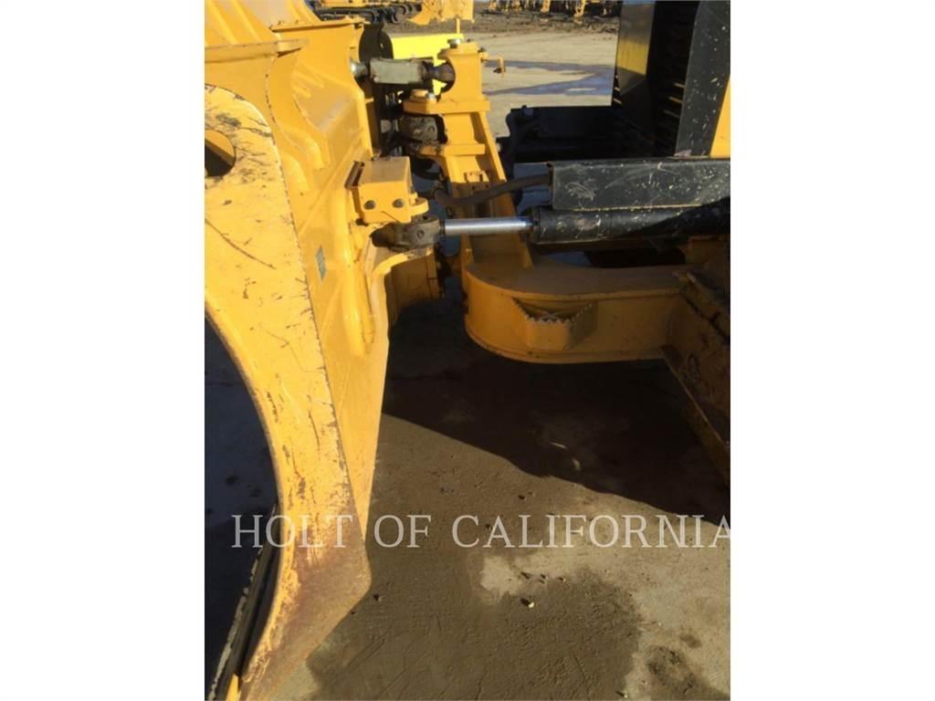 CAT D6K2 XL VP Bulldozer