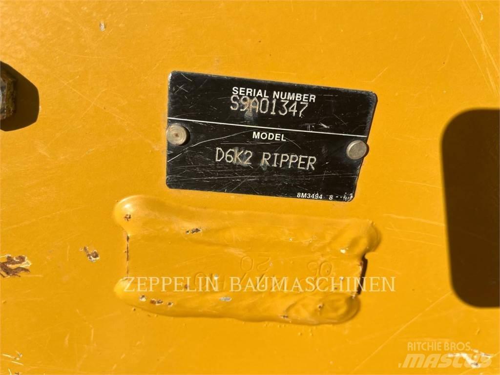 CAT D6K2LGP Bulldozer