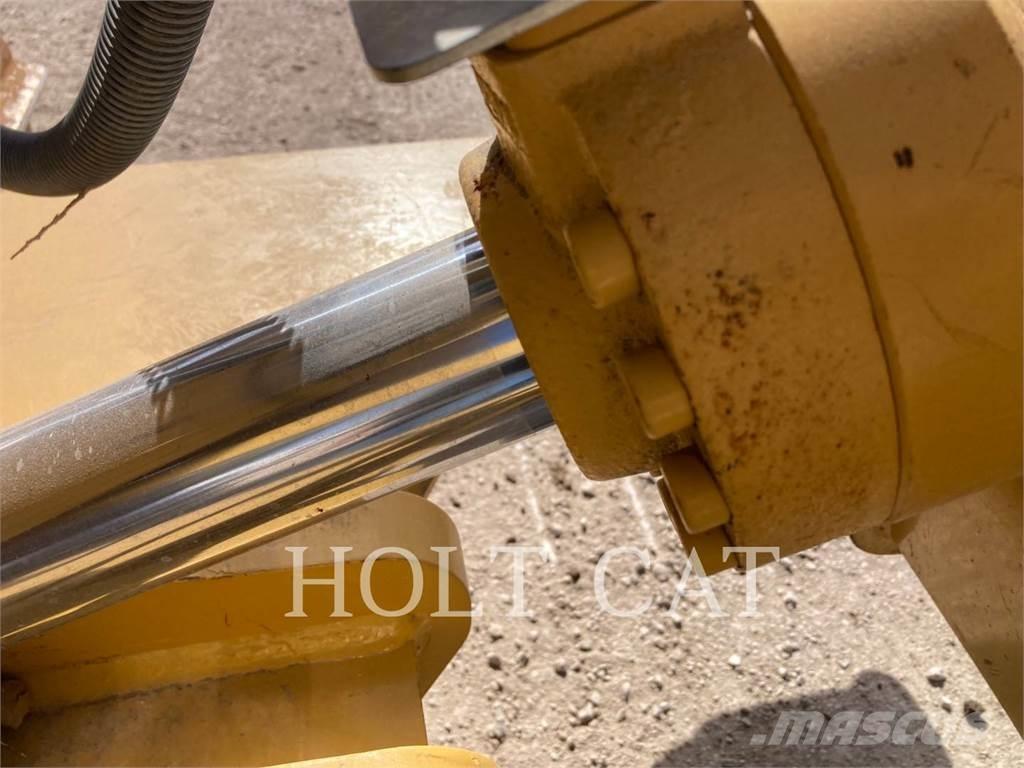 CAT D6NXL Bulldozer