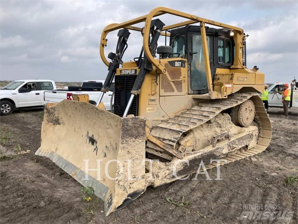 CAT D6T Bulldozer