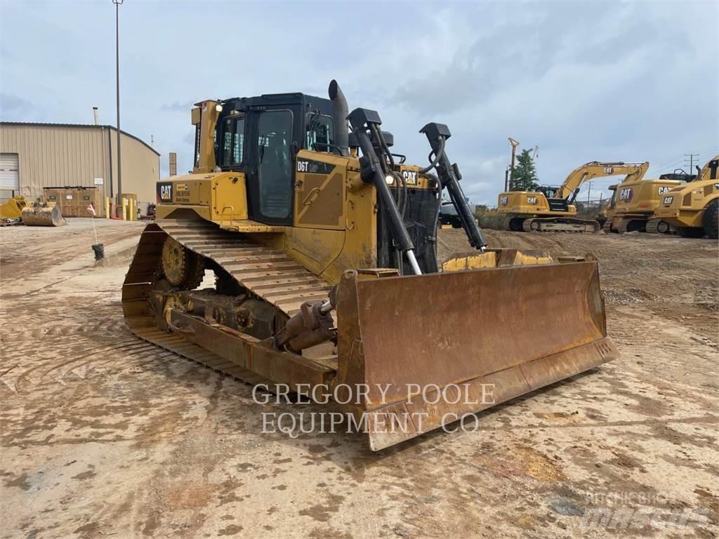 CAT D6T Bulldozer