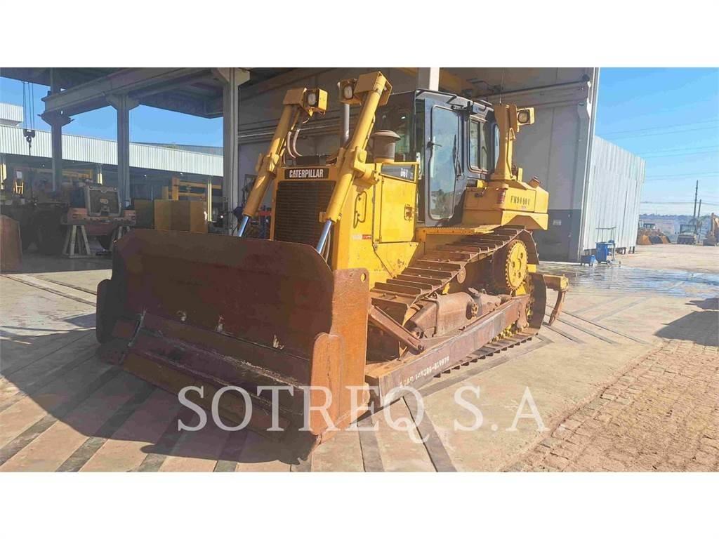 CAT D6T Bulldozer