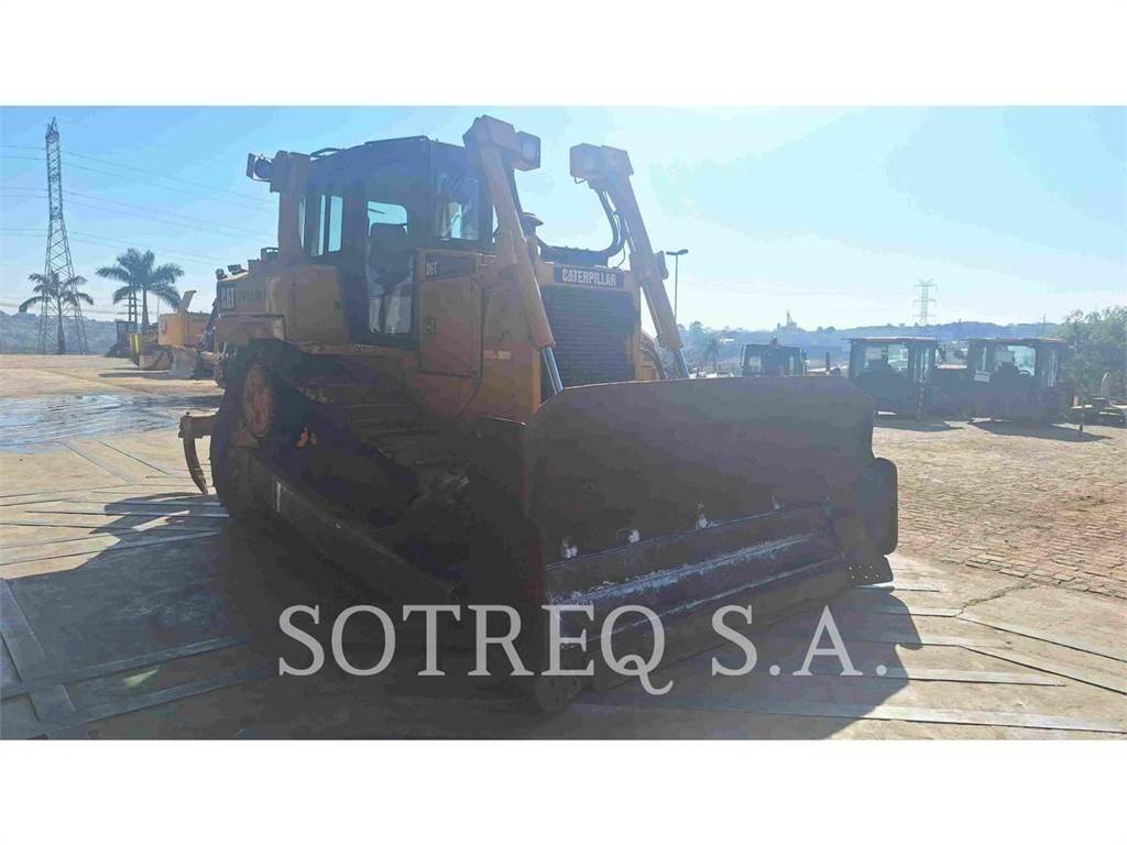 CAT D6T Bulldozer