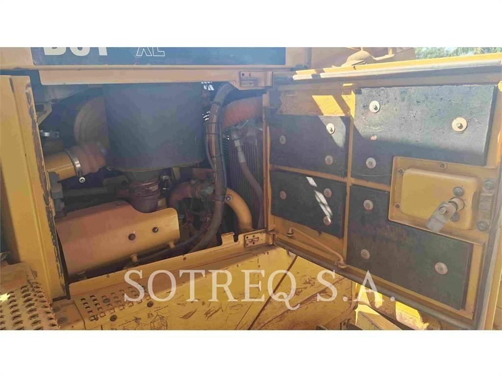 CAT D6T Bulldozer