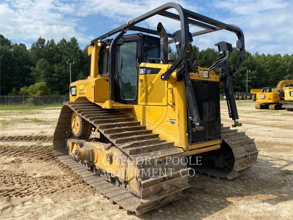 CAT D6T Bulldozer