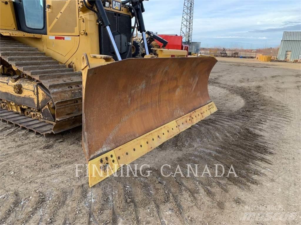 CAT D6T Bulldozer
