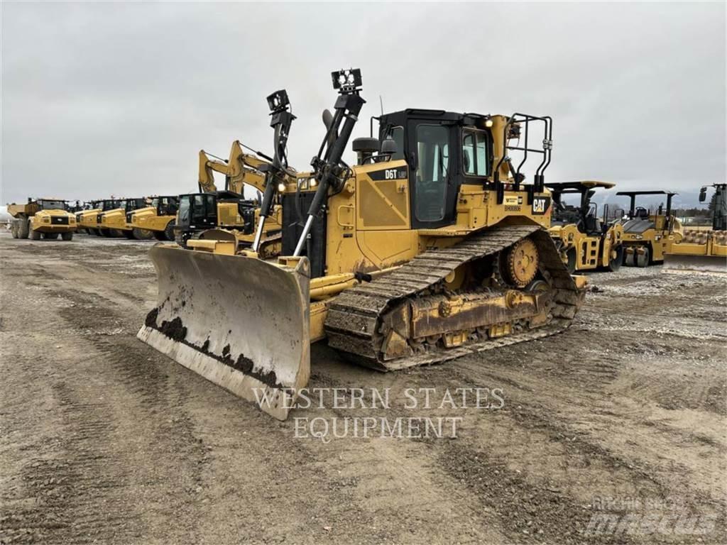 CAT D6T Bulldozer