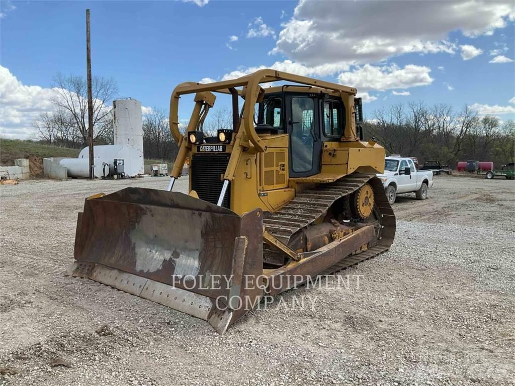 CAT D6T Bulldozer