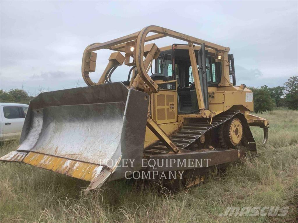 CAT D6T Bulldozer
