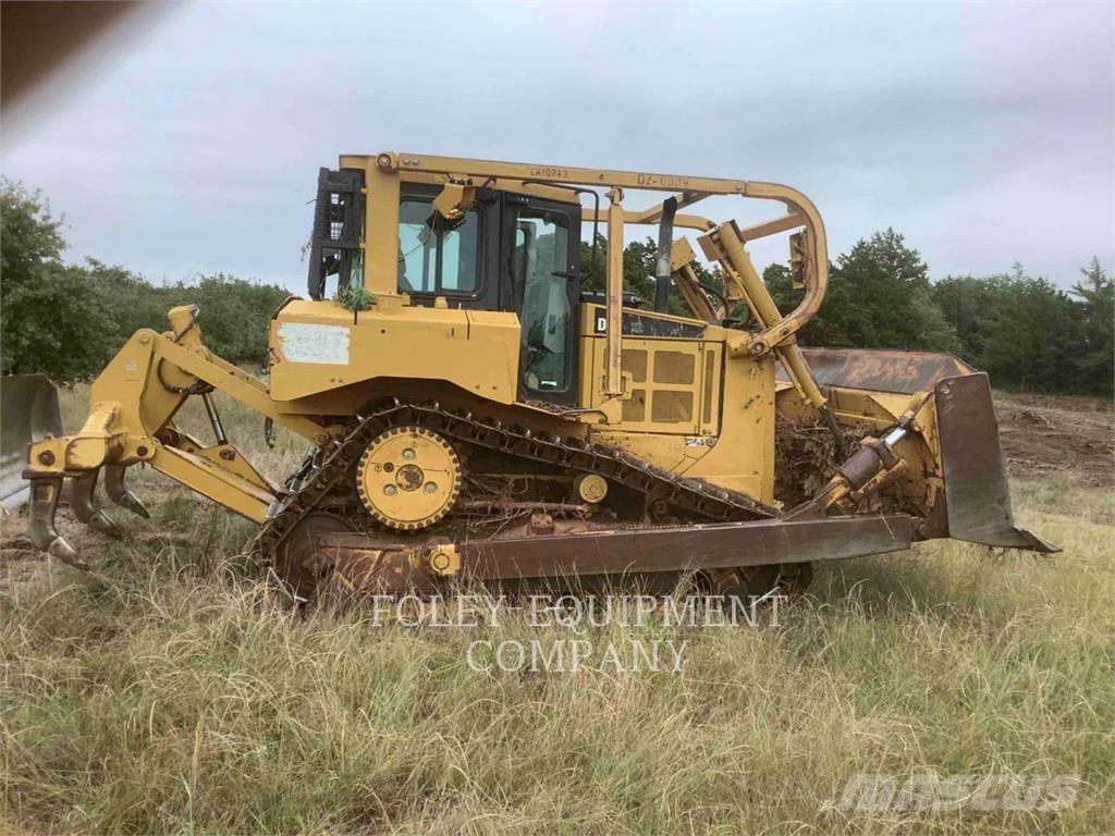 CAT D6T Bulldozer