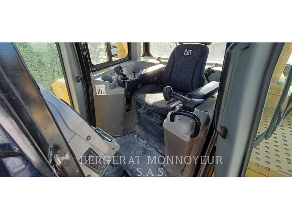 CAT D6T3B XW Bulldozer