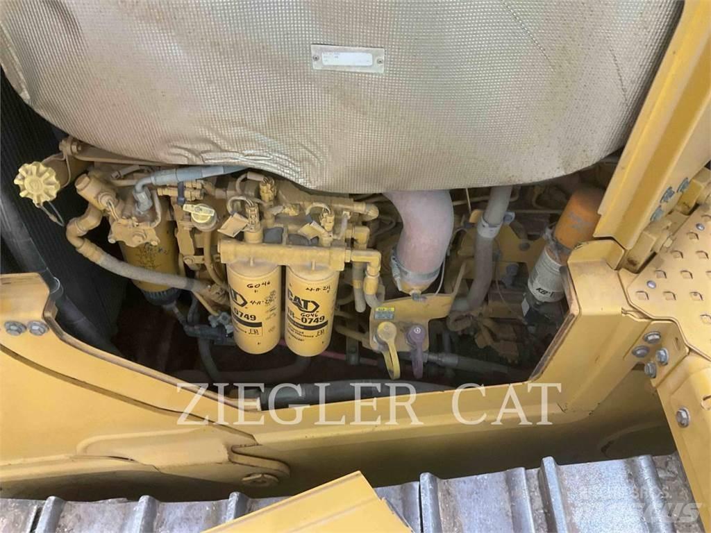 CAT D6XE Bulldozer